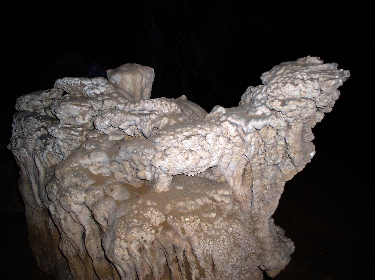 Leave No Trace Underground: The Ethics of Exploring Fragile Caves